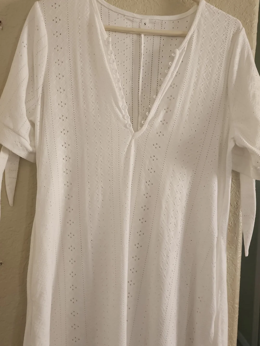 no brand lightweight white